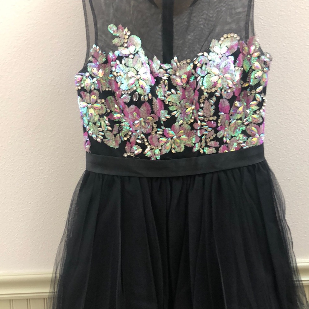 Milano formal. Homecoming. Size 10.
